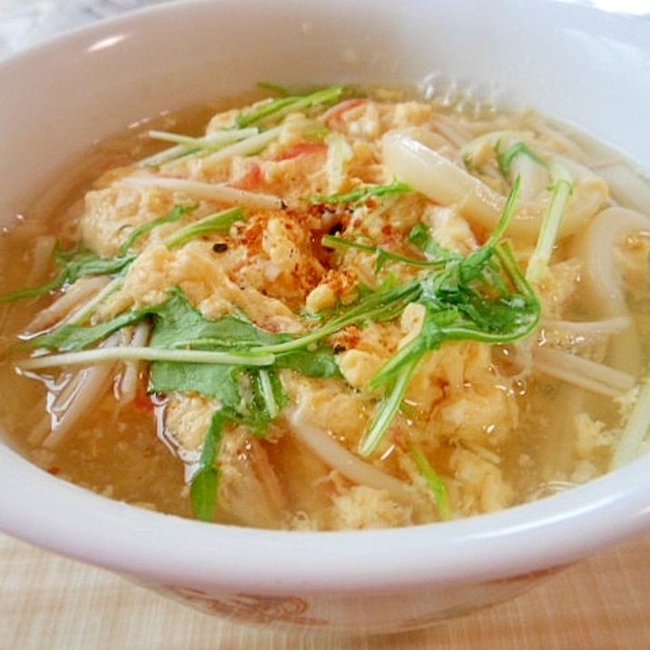 白だしでやさしい味の☆カニカマ卵うどん☆